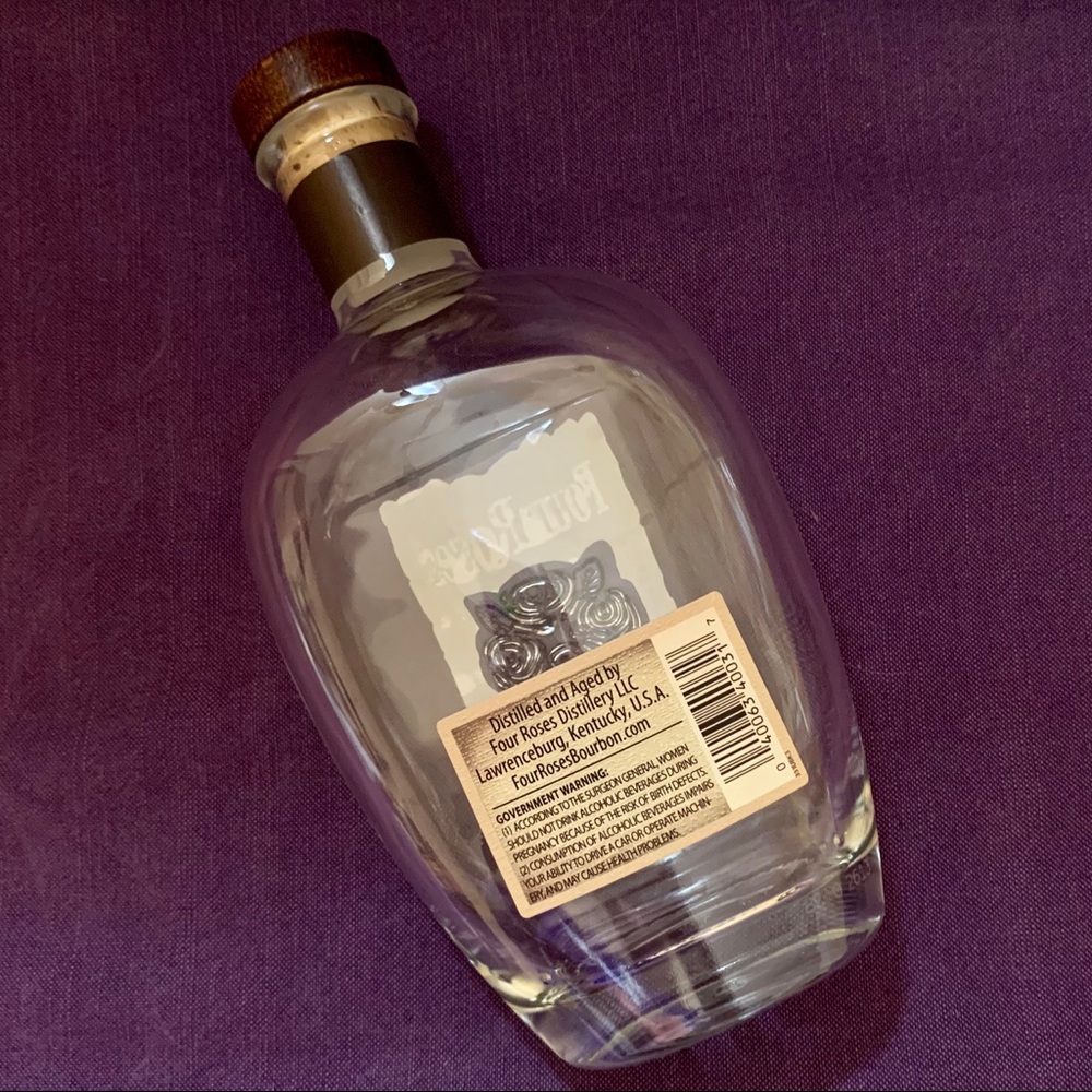 💜 Empty Four Roses Bourbon Bottle - Picture 3 of 12